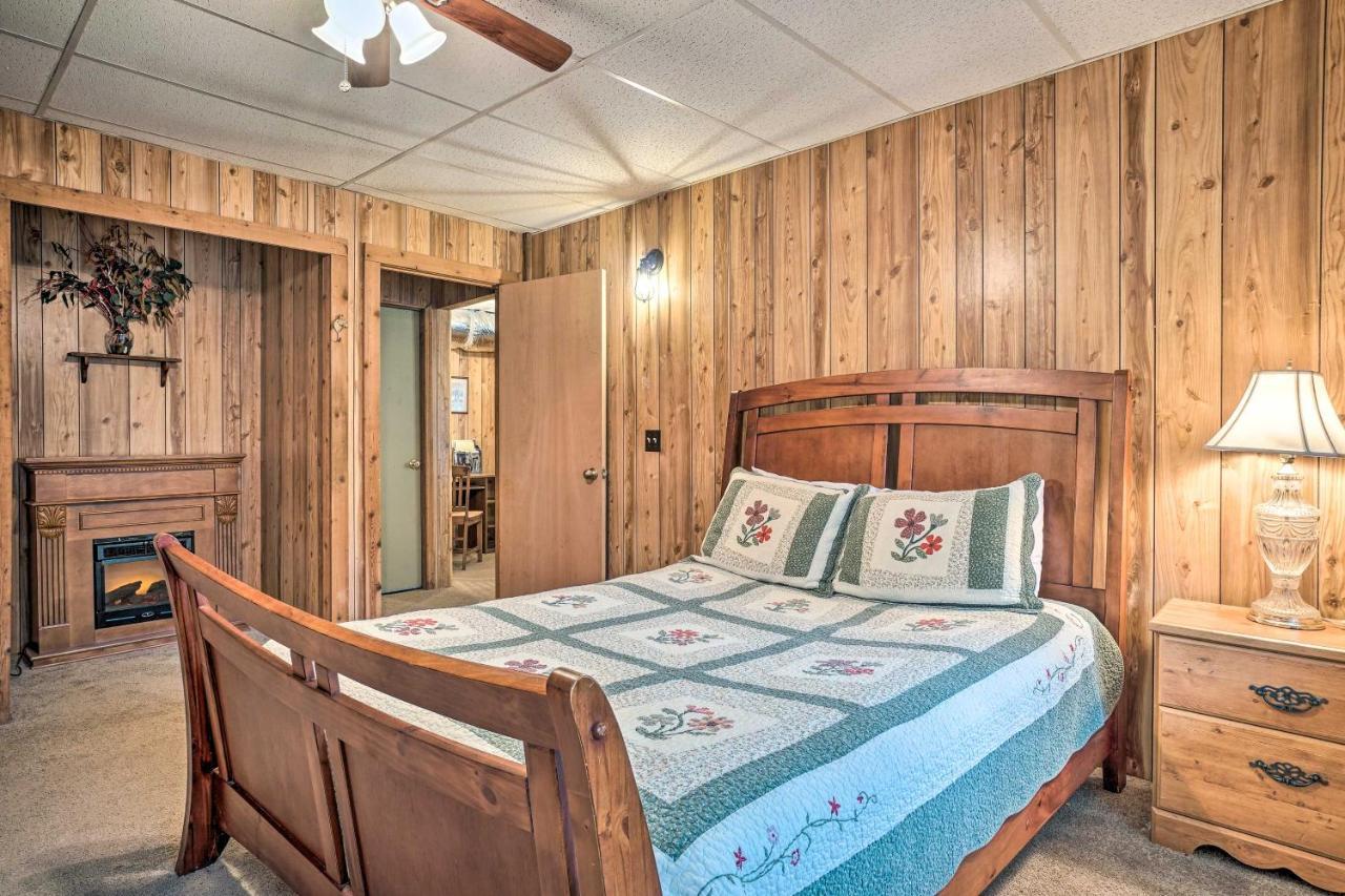 فيلا Trinity Oaks Escape With Hot Tub And Fire Pit كلايتون المظهر الخارجي الصورة