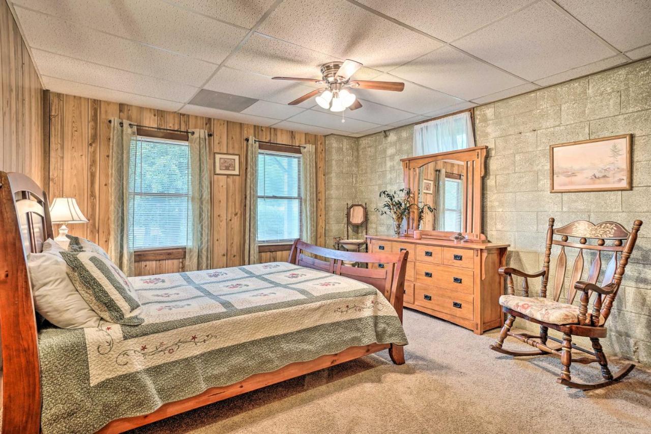 فيلا Trinity Oaks Escape With Hot Tub And Fire Pit كلايتون المظهر الخارجي الصورة