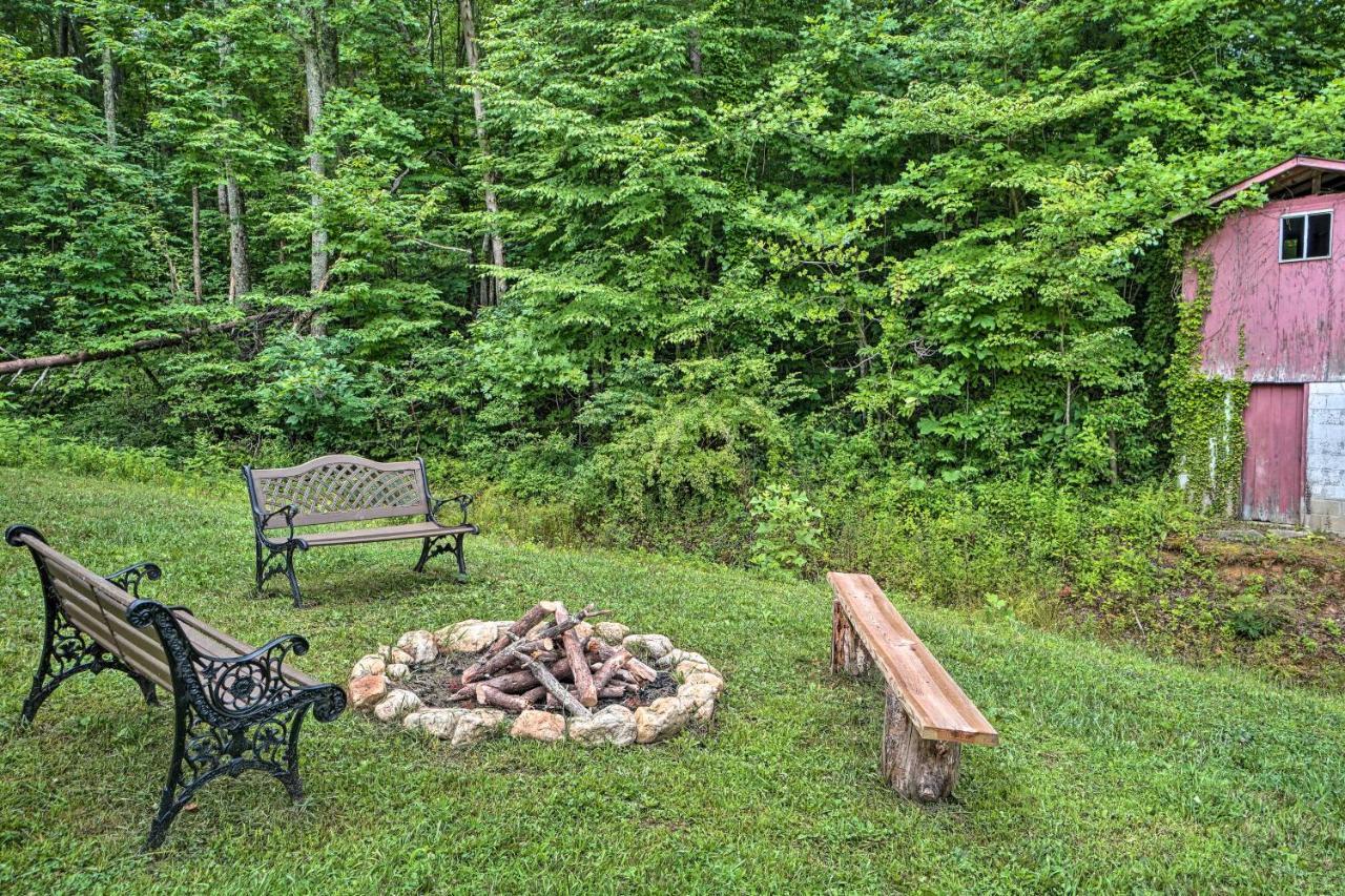 فيلا Trinity Oaks Escape With Hot Tub And Fire Pit كلايتون المظهر الخارجي الصورة