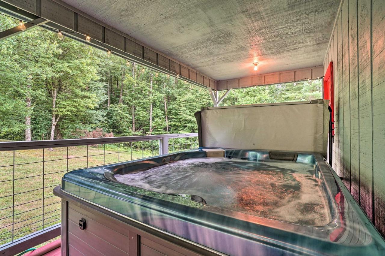 فيلا Trinity Oaks Escape With Hot Tub And Fire Pit كلايتون المظهر الخارجي الصورة