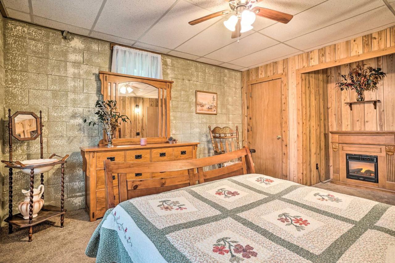 فيلا Trinity Oaks Escape With Hot Tub And Fire Pit كلايتون المظهر الخارجي الصورة